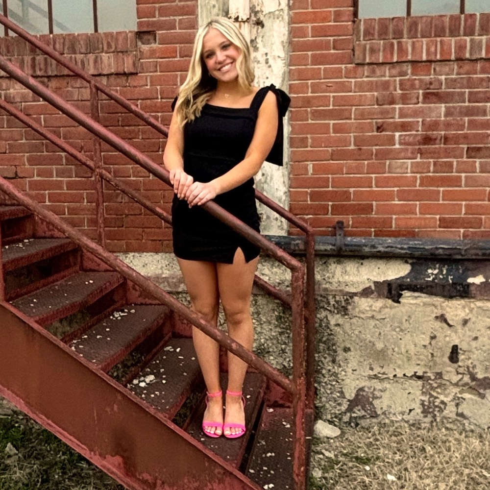 Meet your Posher, Kallia